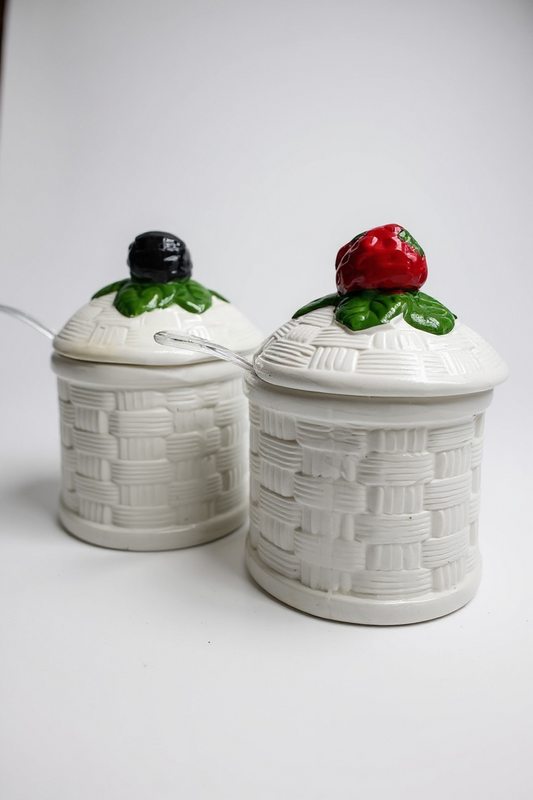 Vintage Ceramic Jam Jar Set – Strawberry & Blackberry Motif