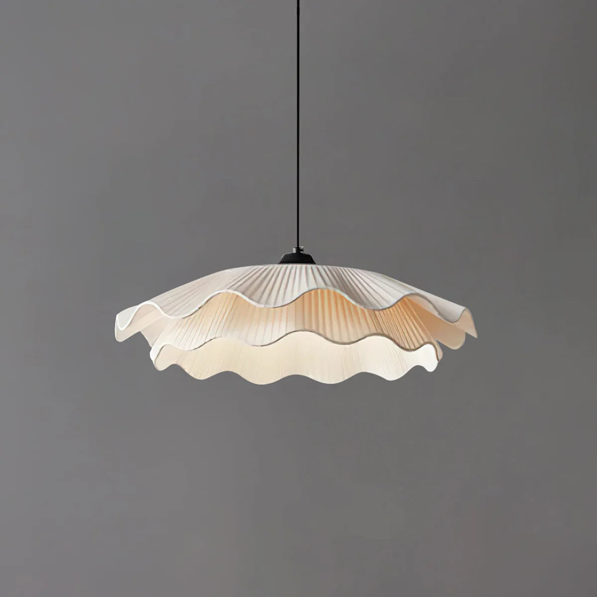 Isabella Flower Pendant Light - Vintage-Inspired Floral Chandelier