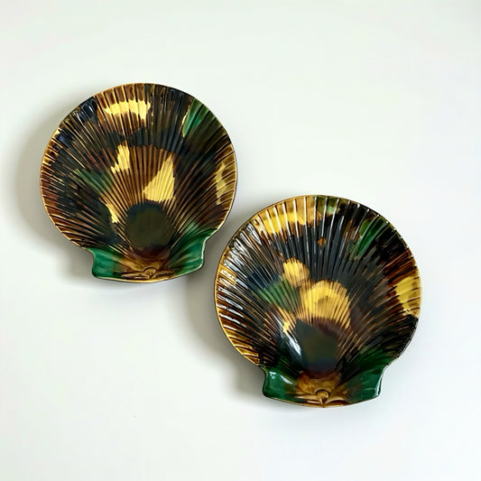 Abigails Garden Party | Italian Majolica Shell Plates in Tortoise Glaze — Set of 2