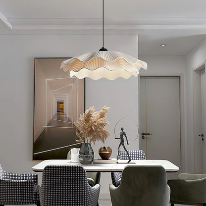 Isabella Flower Pendant Light - Vintage-Inspired Floral Chandelier